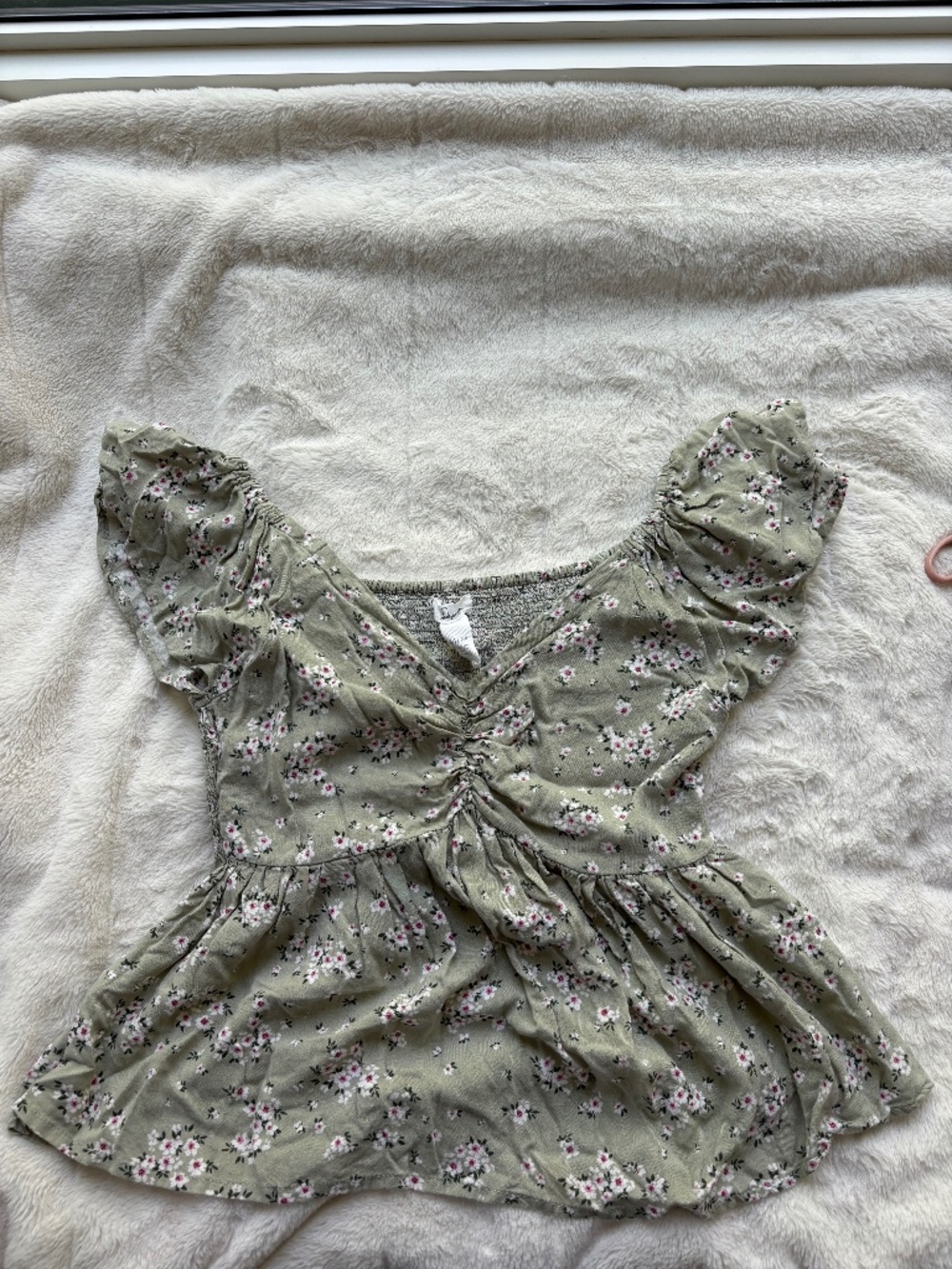 Japna Sage Green Ditsy Floral Smocked Ruched Peplum Top - Size M
